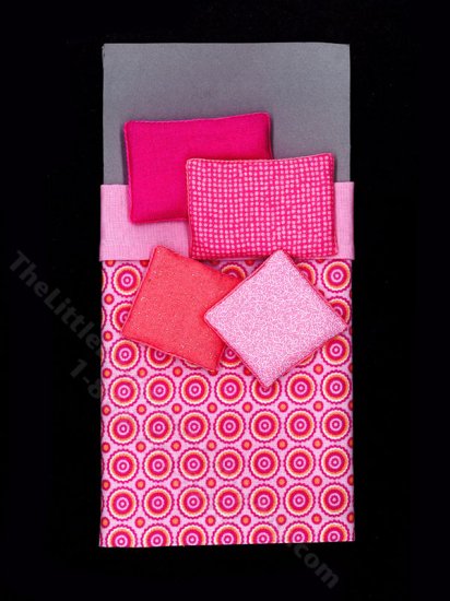 (image for) Miniature Single Pink Medallion Bedding Set