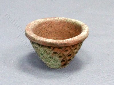 (image for) Miniature Diamond Print Clay Pot for Dollhouses