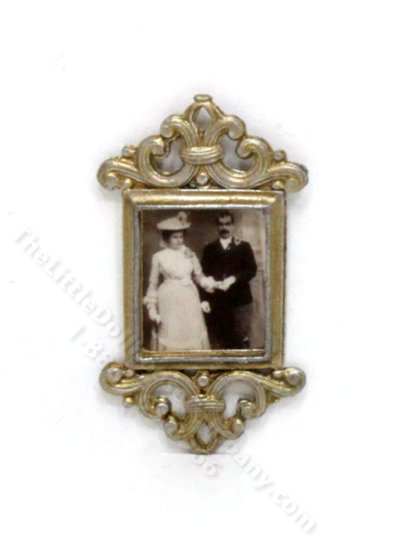(image for) Miniature Antique Wedding Portrait for Dollhouses