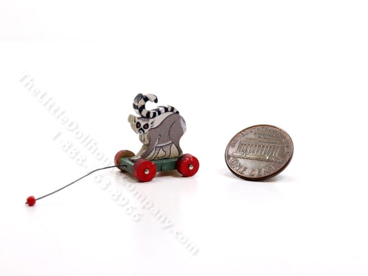 (image for) Miniature Lemur Pull Toy by Keenderson for Dollhouses