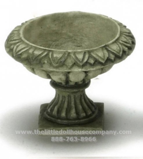 (image for) Miniature Victorian Urn for Dollhouses