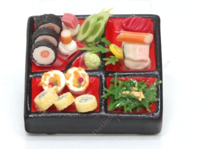 (image for) Miniature Tray of Japanese Food with Maki Sushi Rolls