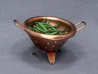 (image for) Miniature Colander of Green Beans for Dollhouses