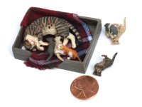 (image for) Dollhouse Scale Calico Cat with Kittens
