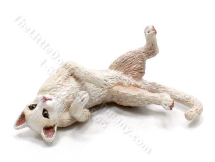 (image for) Dollhouse Scale White Cat on Back