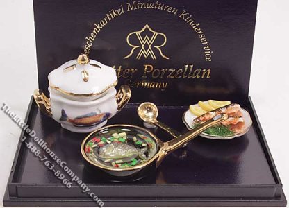 (image for) Miniature Frying In Pan Set for Dollhouses