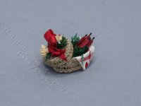 (image for) Miniature Christmas Basket for Dollhouses