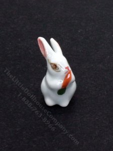 (image for) Miniature White Ceramic Rabbit with Carrot for Dollhouses
