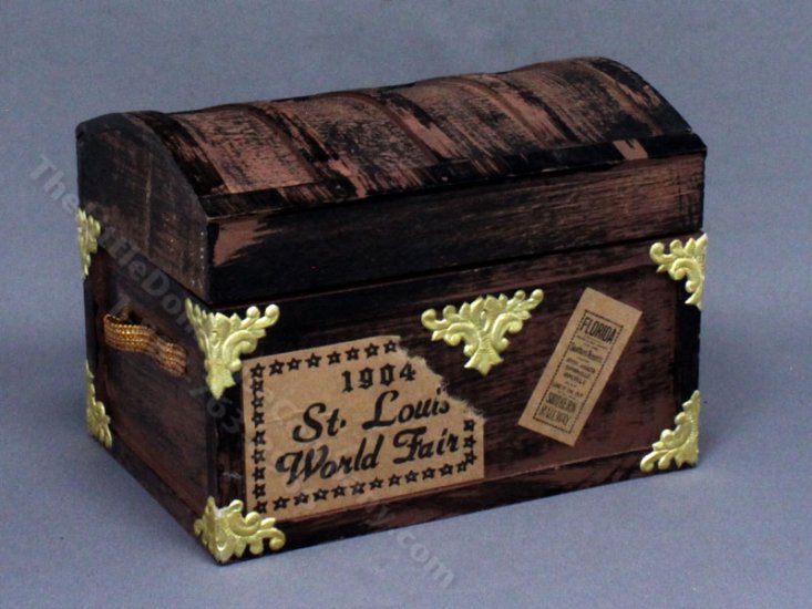 (image for) Vintage Miniature Travel Trunk for Dollhouses