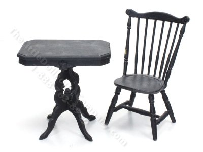 (image for) Miniature Black Table and Chair
