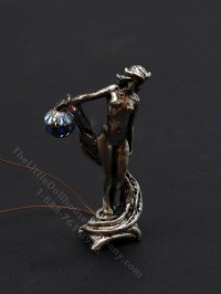 (image for) Miniature Silver Lady '09 with Blue Light by Jim Pounder