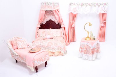 (image for) Miniature Pink and Mahogany Bedroom Set for Dollhouses