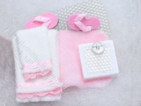 (image for) Miniature Pink Bathroom Accessories Set For Dollhouses