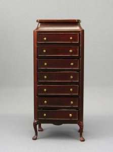 (image for) Tall Chinoise Chest - Mahogany