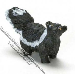 (image for) Dollhouse Scale Model Skunk