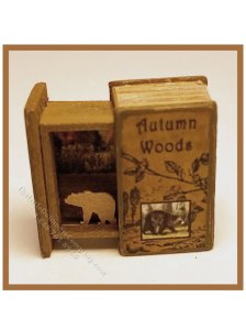 (image for) Miniature Secret Book - AUTUMN WOODS - Bear