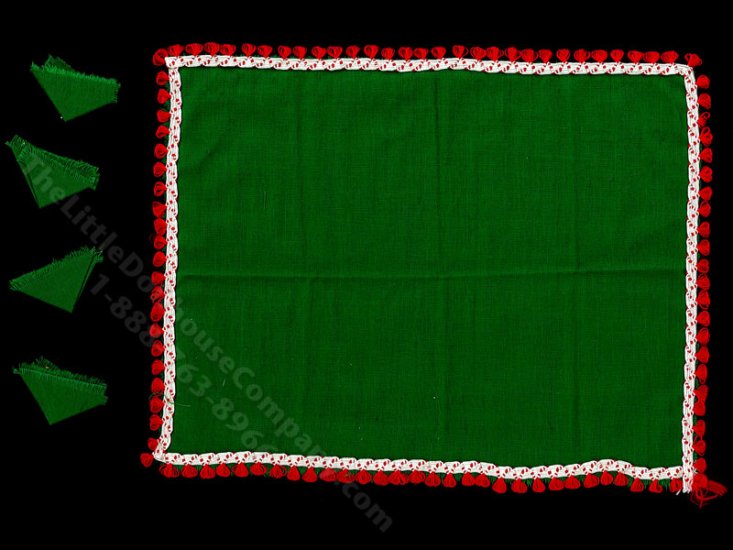 (image for) Miniature Green Christmas Table Linens for Dollhouses