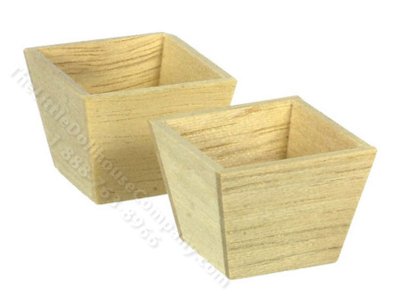 (image for) Miniature Pair of Wooden Planters for Dollhouses