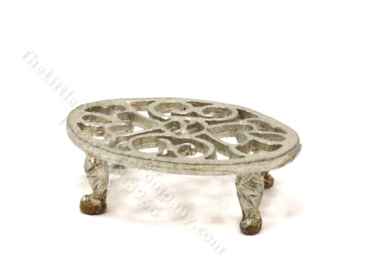 (image for) Miniature Filigree Trivet for Dollhouses