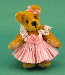(image for) Dollhouse Scale Model Rose Bear