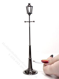(image for) Miniature Lantern Lamp Post with Wand for Dollhouse