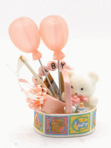 (image for) Miniature Baby Girl Gift Basket