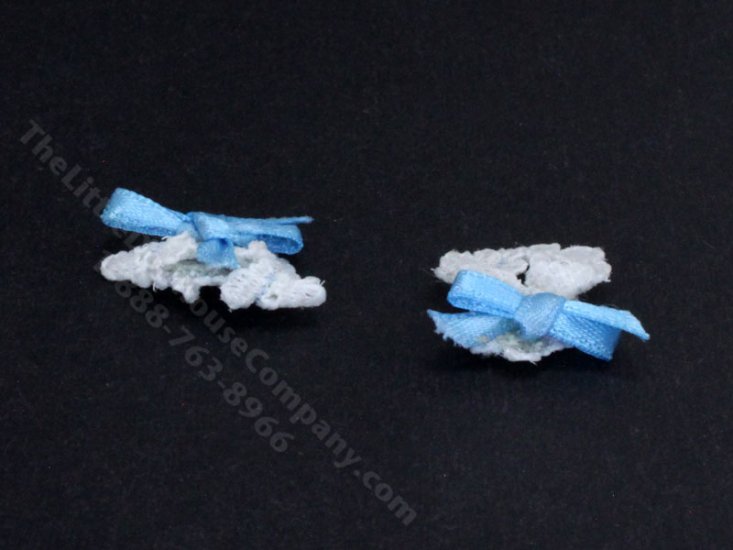 (image for) Miniature Lace Garters for Dollhouses