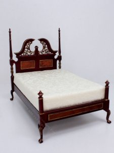 (image for) Miniature Harding Four Poster Bed for Dollhouses