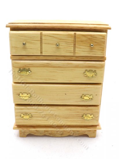 (image for) Miniature Oak Chest of Drawers