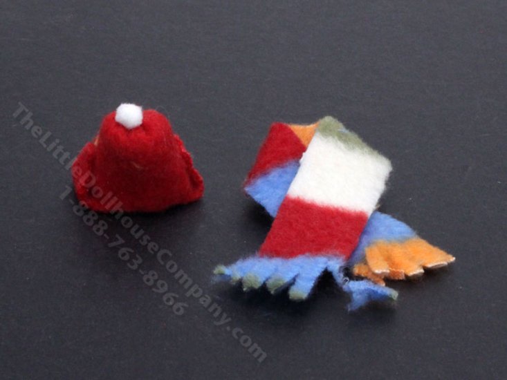 (image for) Miniature Hat and Scarf for Dollhouses