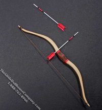 (image for) Miniature Re-Curve Bow with Two Arrows for Dollhouses