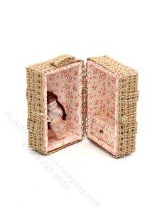 (image for) Miniature Ceramic Doll in a Traveling Chest