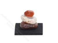 (image for) Miniature Stone Sculptures for Dollhouses
