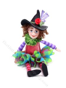 (image for) Miniature Halloween Witch by K Kuti Designs