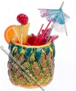 (image for) Dollhouse Scale Model Pineapple Fruit Punch