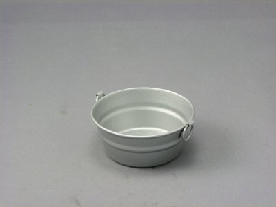 (image for) Dollhouse Tin Washtub