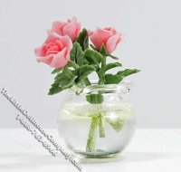 (image for) Pink or Red Roses in Vase for Dollhouses