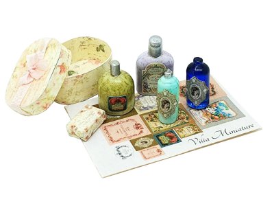 (image for) Miniature Spa Gift Basket for Dollhouses