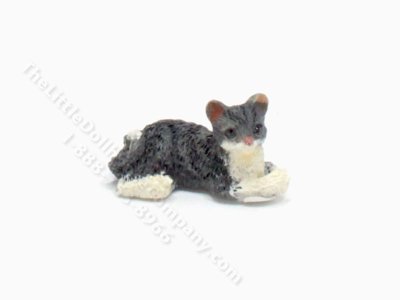(image for) Dollhouse Scale Model Laying Grey and White Cat