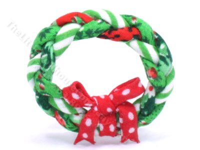 (image for) Miniature Handmade Woven Fabric Christmas Wreath