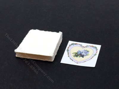 (image for) Miniature Heart Shaped Chocolate Box Kit for Dollhouses