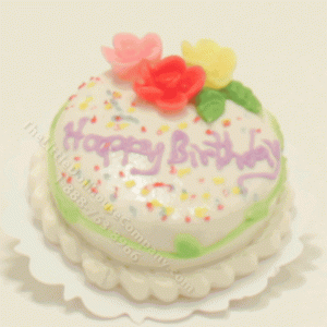 (image for) Miniature Birthday Cake with Flowers