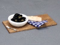 (image for) Miniature Bowl of Mussels on a Board for Dollhouses