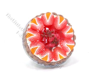 (image for) Miniature Strawberry Pie for Dollhouses
