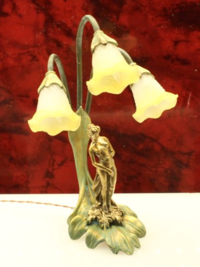 (image for) Bronze Ricarda On Leaf Yellow Tulip Lamp by Jim Pounder