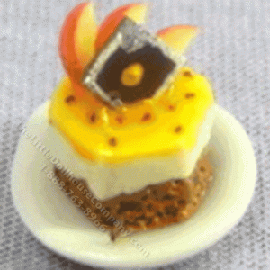 (image for) Miniature 2 Layer Mousse Dessert with Fruit Sauce and Nectarines