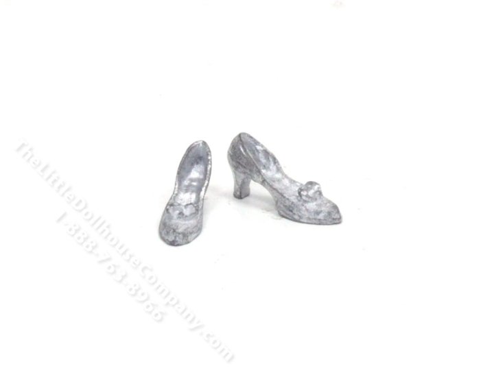 (image for) Miniature Moulded Metal High Heels