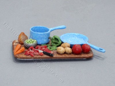 (image for) Miniature Vegetalbe Prep Board for Dollhouses