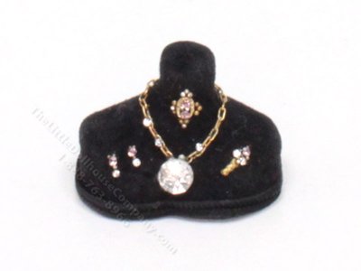 (image for) Miniature 5-Piece Gold and Diamond Jewelry Set on Black Bust
