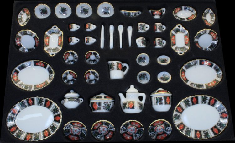 (image for) Miniature 50pc Tea Set Black & Red Pattern for Dollhouses